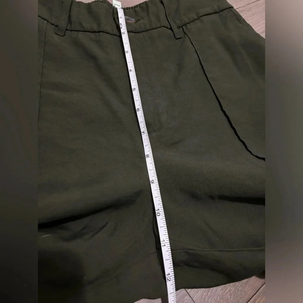 A New Day Pants Womens Green Cuffed Ankle Pants. 6 - Picture 7 of 9
